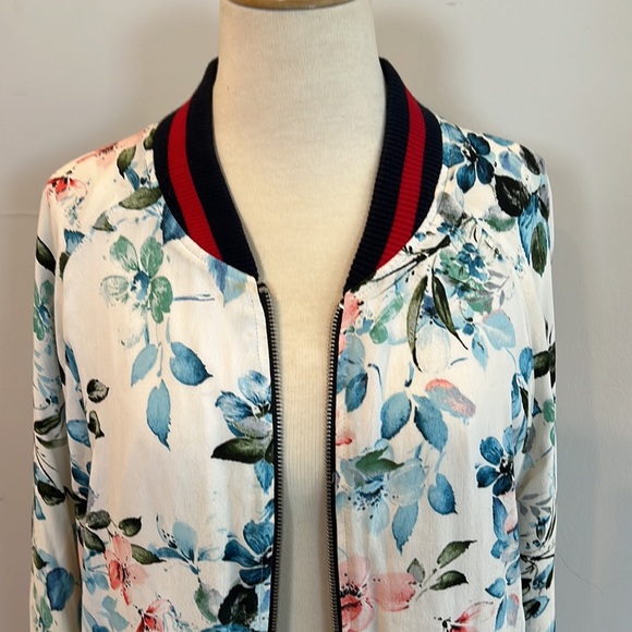 Sanctuary Floral Bomber Jacket - Picture 2 of 8